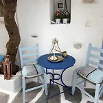 Bougainvillea House Парос