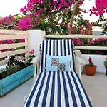 Bougainvillea House Апартаменты *