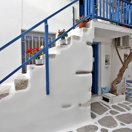 Bougainvillea House Apartmán *